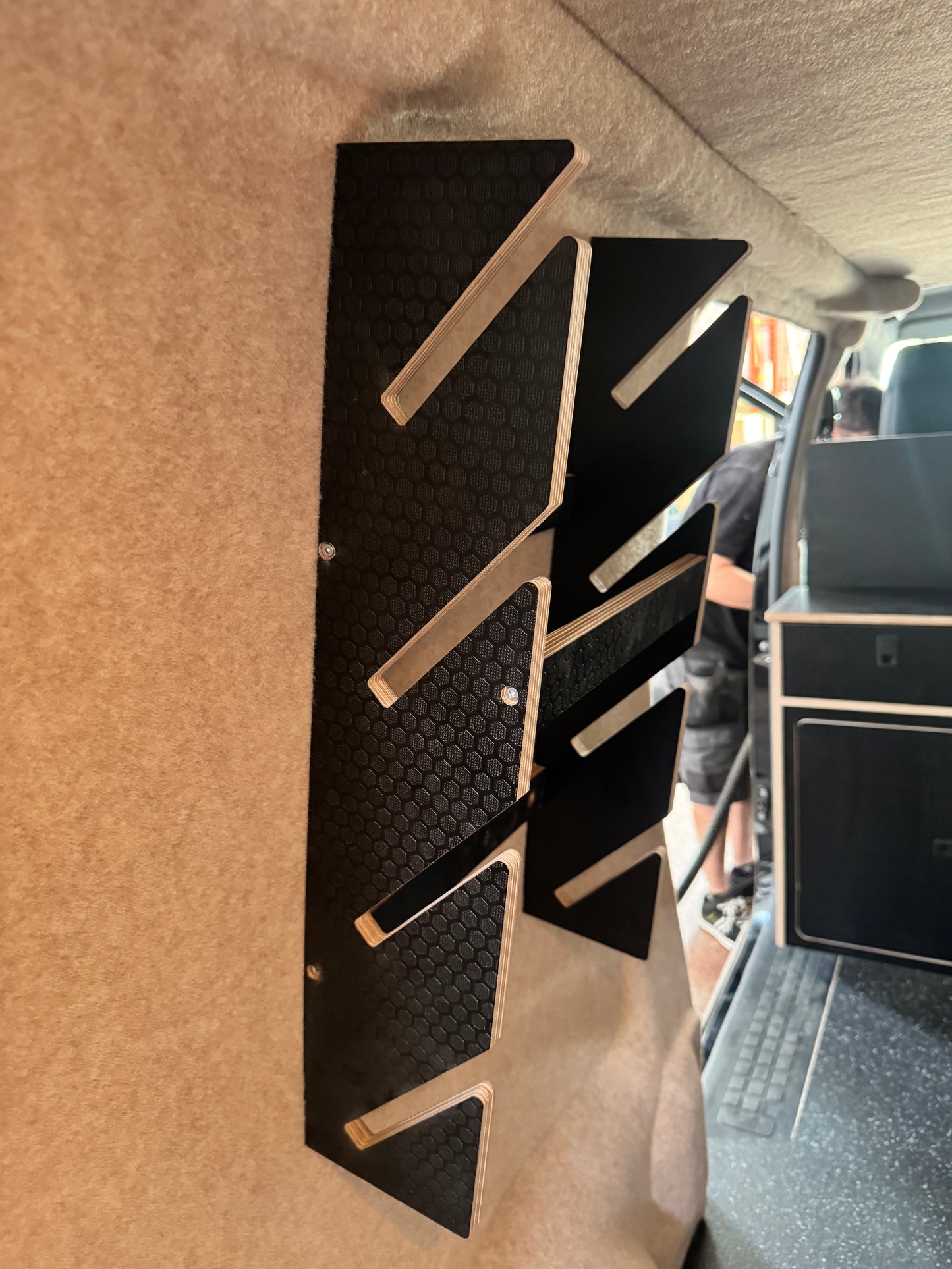 Campervan Skateboard Rack – 4 Slot HEXA Board