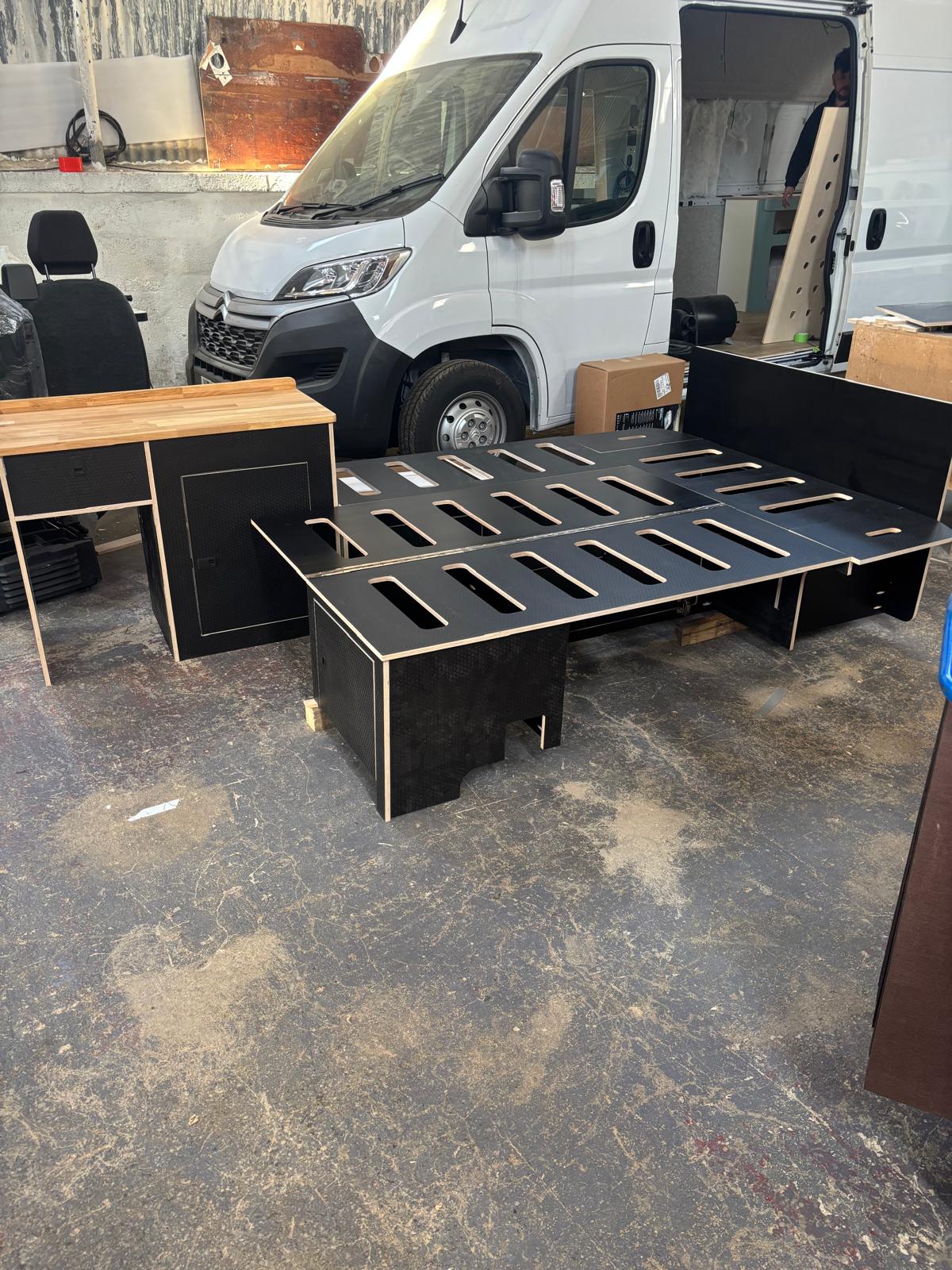 HEXA U-Shape Camper Furniture System (VW T5/T6 & Ford Transit Custom)